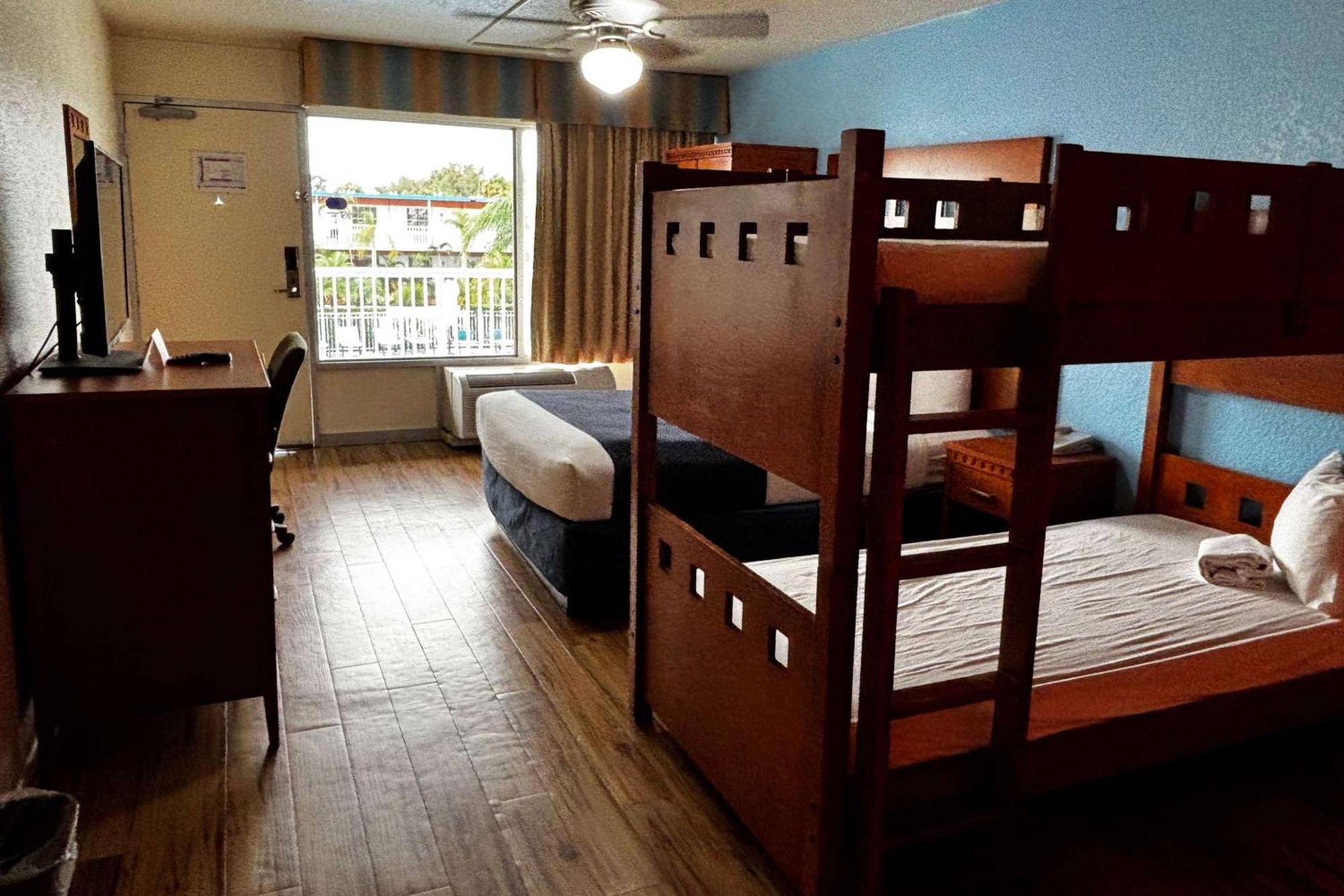 Flamingo Waterpark Resort Kissimmee Bagian luar foto